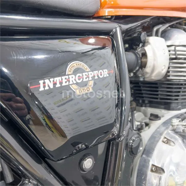 Royal Enfield Interceptor 650 – Vista 16