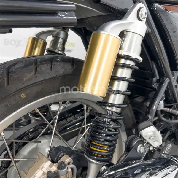 Royal Enfield Interceptor 650 – Vista 17