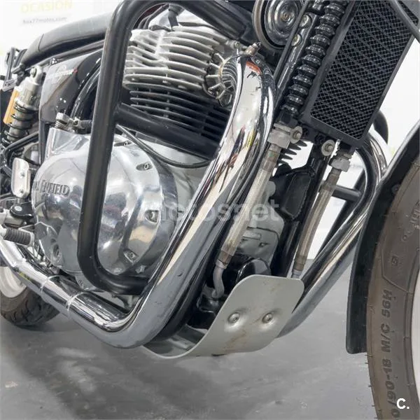 Royal Enfield Interceptor 650 – Vista 20
