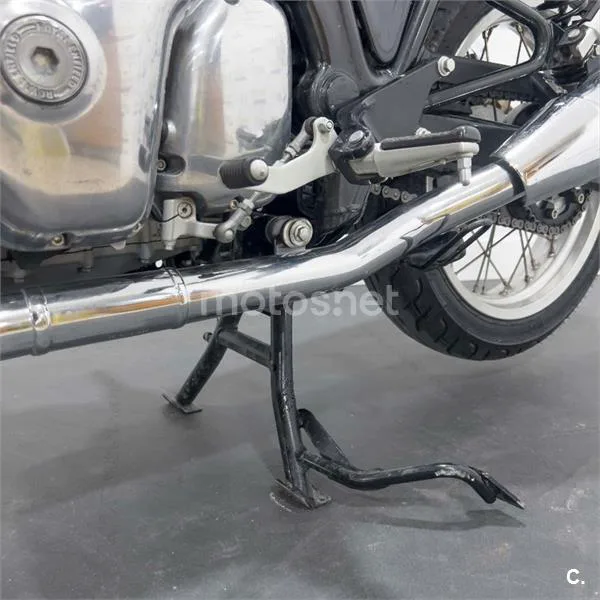 Royal Enfield Interceptor 650 – Vista 27