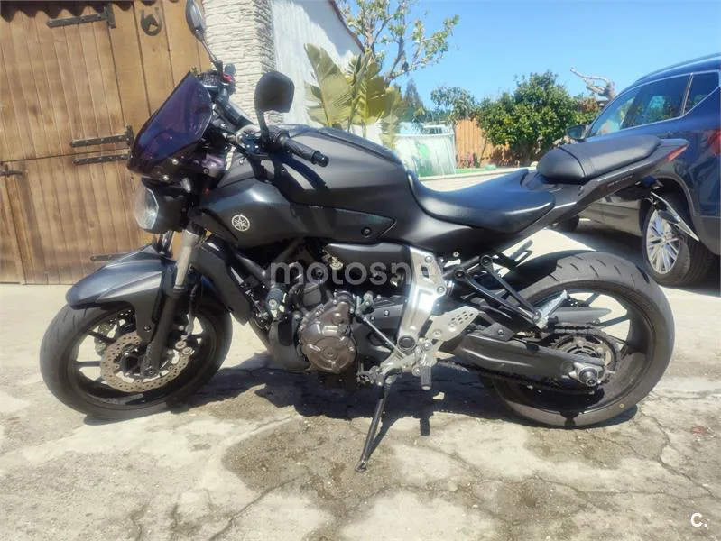 Yamaha MT-07 – Vista 5