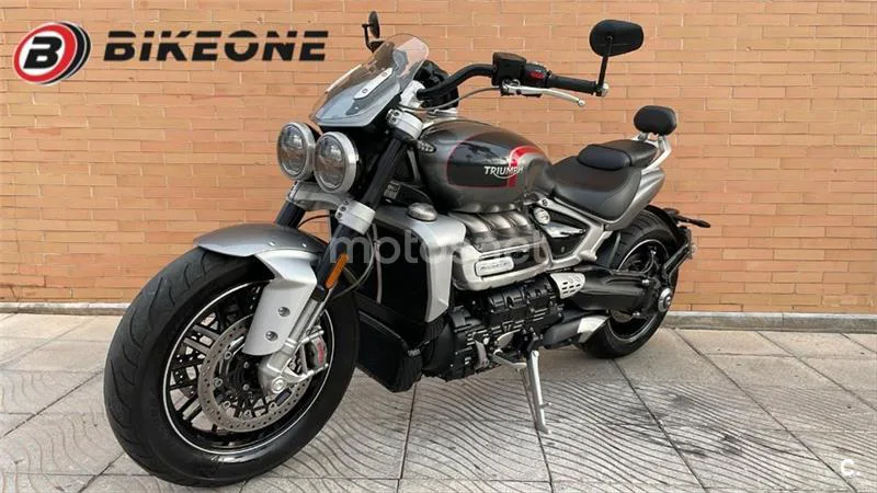 Triumph Rocket 3 – Vista 3