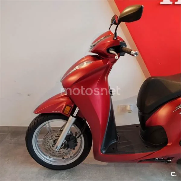 Honda SH 350i – Vista 16