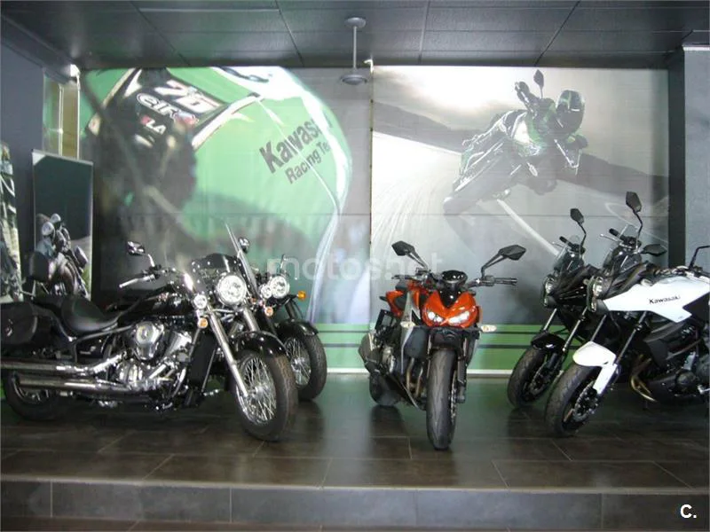Honda ADV 350 – Vista 11