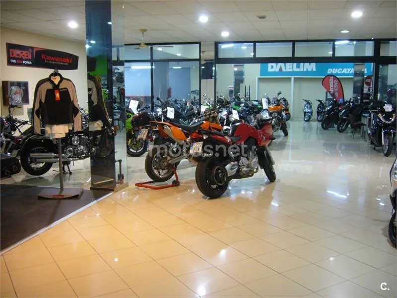 Honda ADV 350 – Vista 12