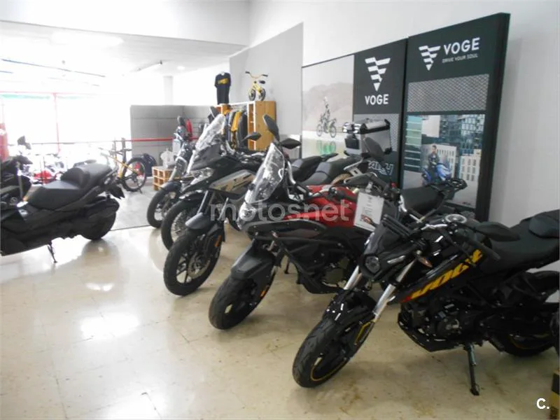 Honda ADV 350 – Vista 32
