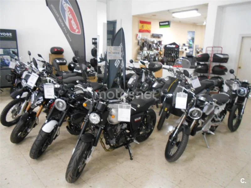 Honda ADV 350 – Vista 34