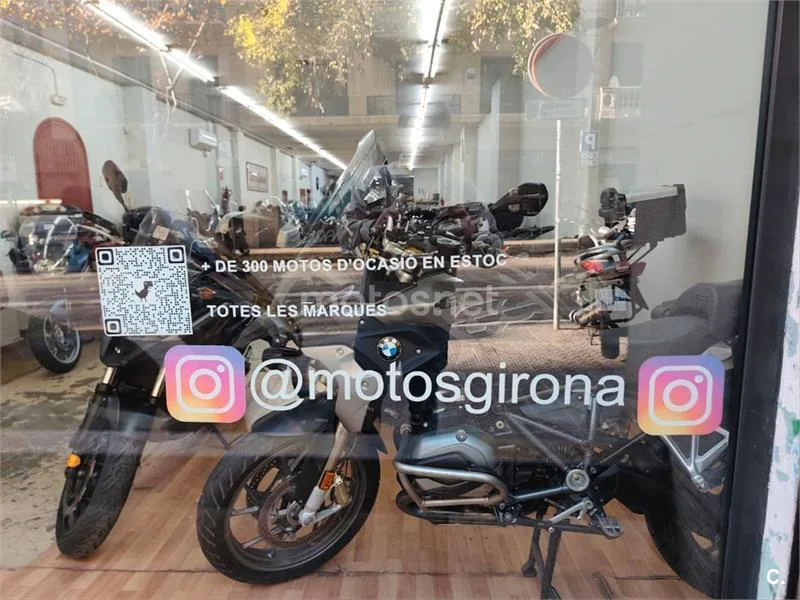 Yamaha XMAX 250 – Vista 12