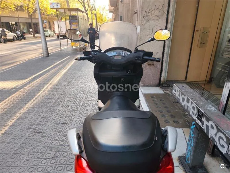 Yamaha XMAX 250 – Vista 15