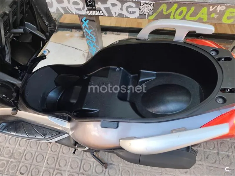 Yamaha XMAX 250 – Vista 10