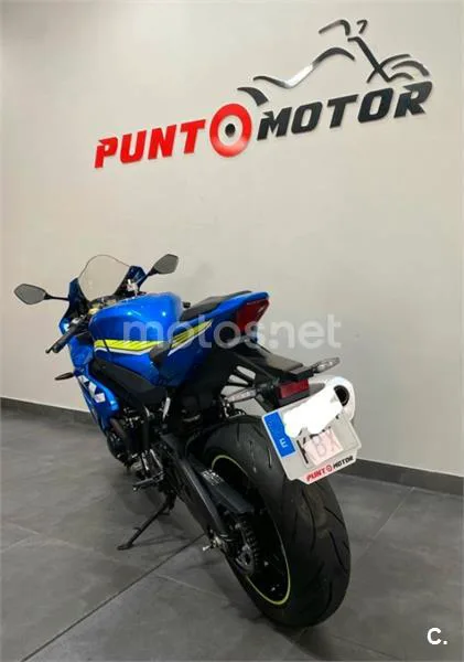 Suzuki GSX-R1000 – Vista 4