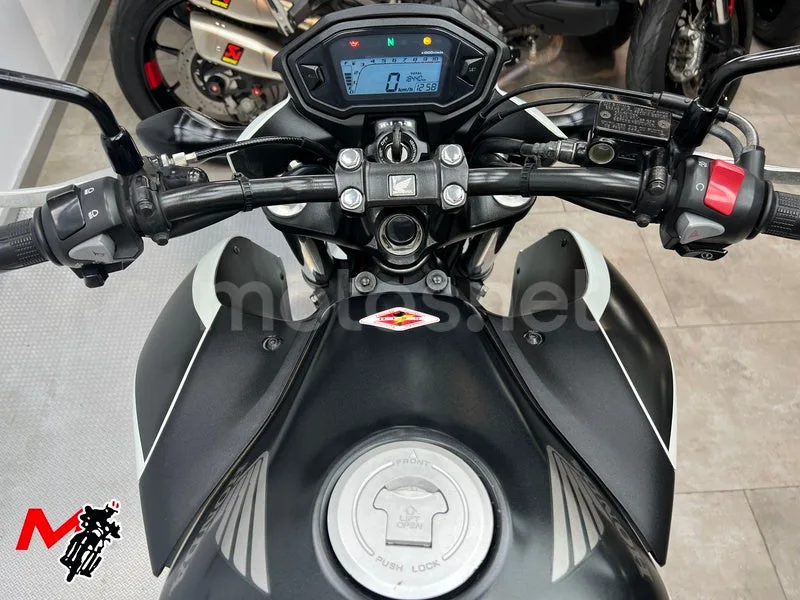 Honda CB 500 F – Vista 7