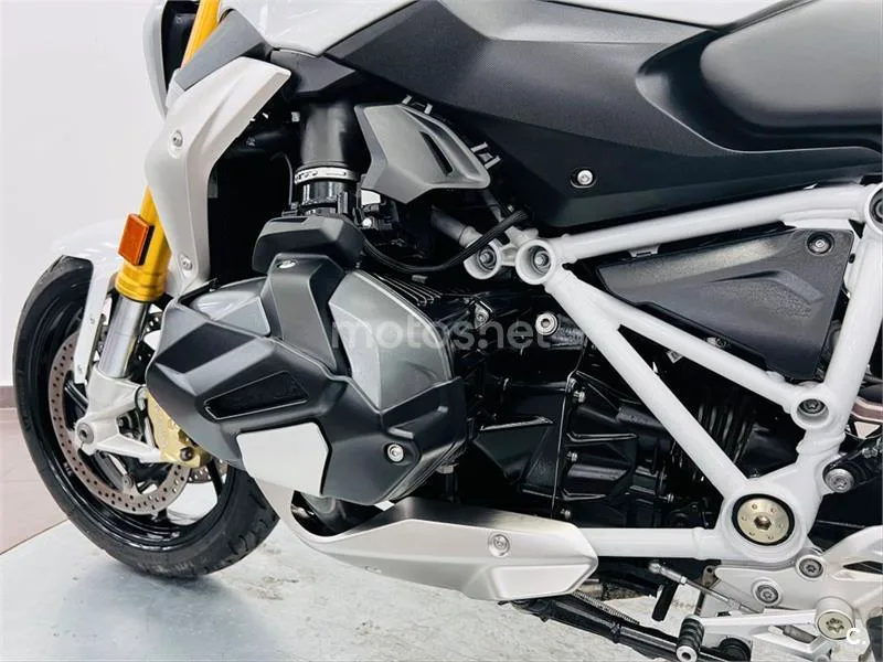 BMW R 1250 R – Vista 13