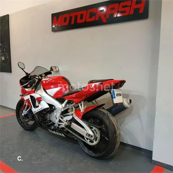 Yamaha R1 – Vista 5