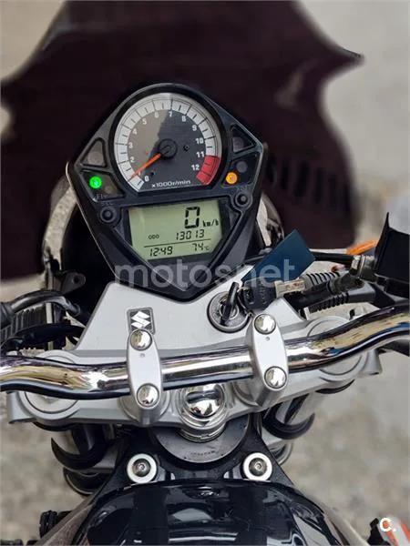 Suzuki SV 650 – Vista 4