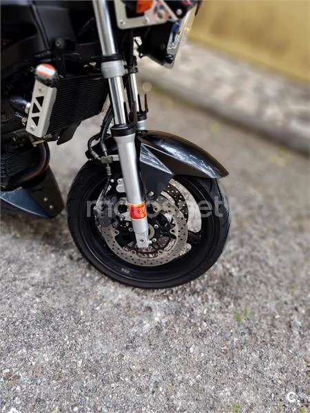 Suzuki SV 650 – Vista 6