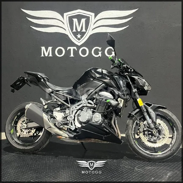 Kawasaki Z900 – Vista 3