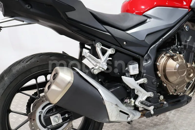 Honda CB 500 F – Vista 15