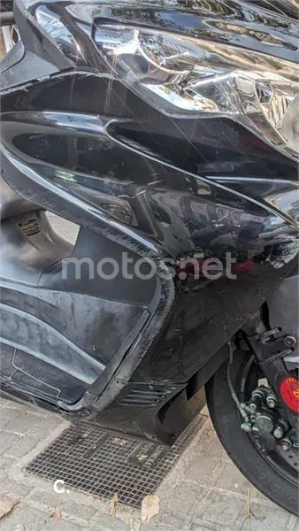 Suzuki Burgman 400 – Vista 11