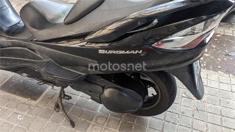 Suzuki Burgman 400 – Vista 4