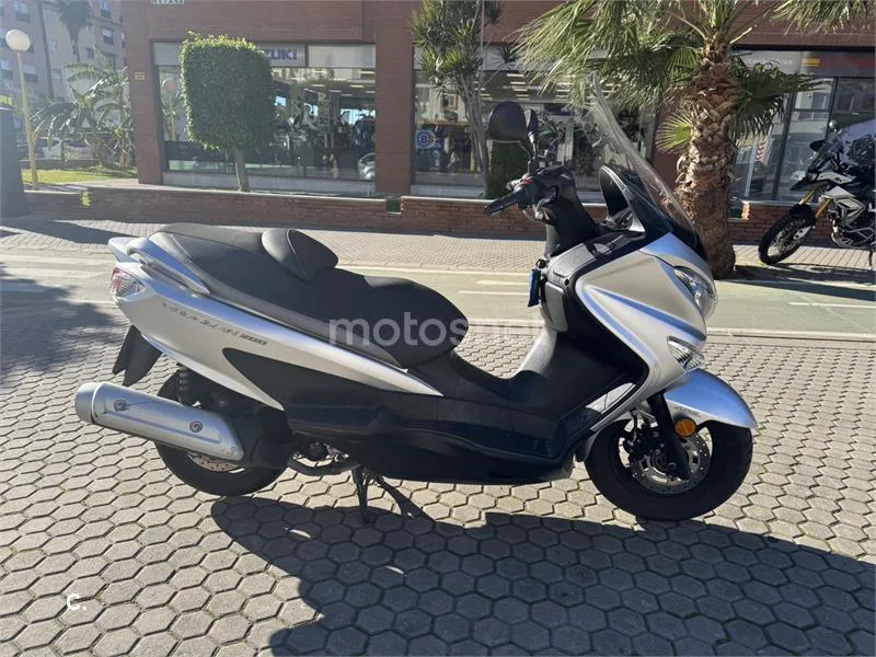 Suzuki Burgman 200 2300 € 2017 Sevilla - 2