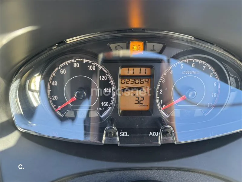 Suzuki Burgman 200 – Vista 4