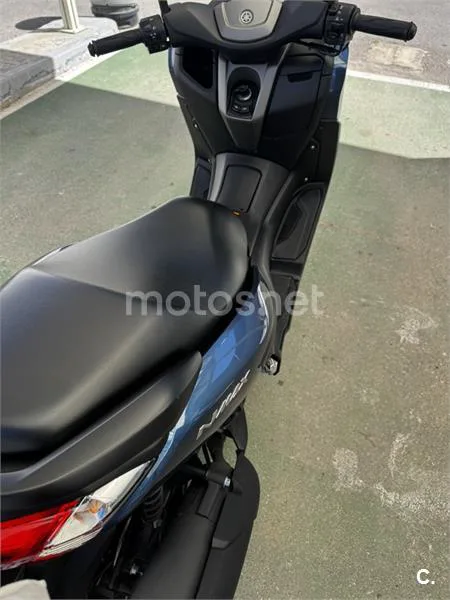 Yamaha NMAX – Vista 7