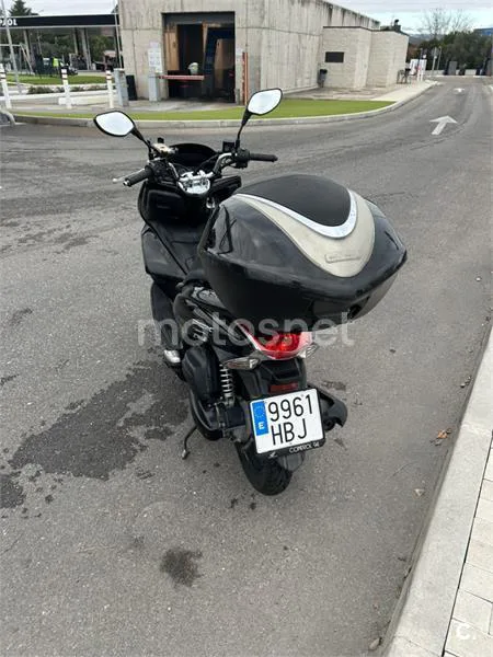 Honda PCX 125 – Vista 2