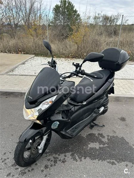 Honda PCX 125 – Vista 6