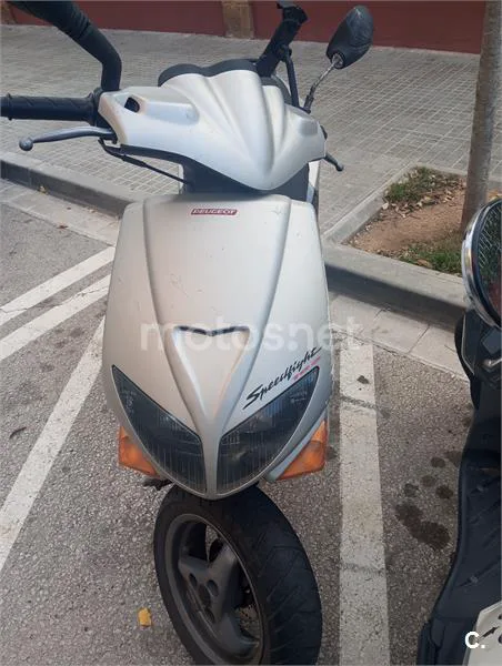 Peugeot SPEEDFIGHT LC – Vista 3