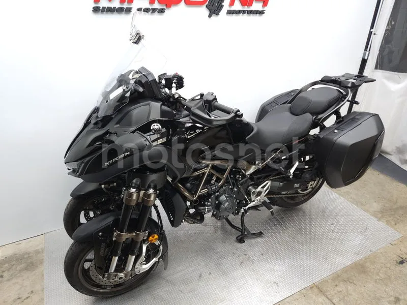 Yamaha Niken – Vista 21