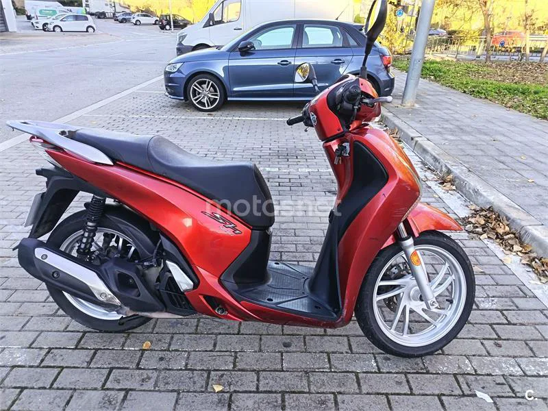 Honda SH125i – Vista 3