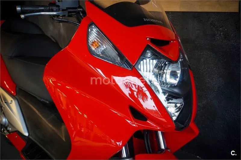 Honda Silver Wing 600 – Vista 5