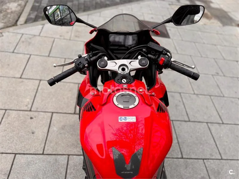 Honda CBR 650 R – Vista 14