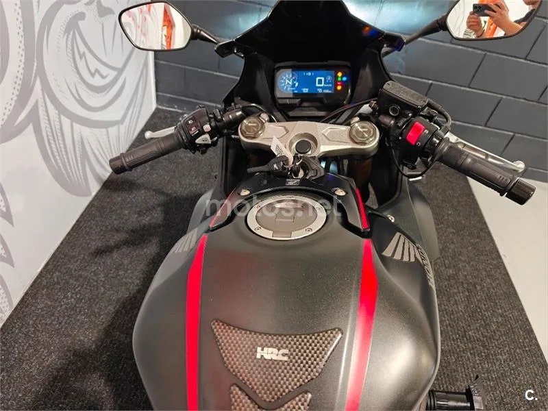 Honda CBR 650 R – Vista 9