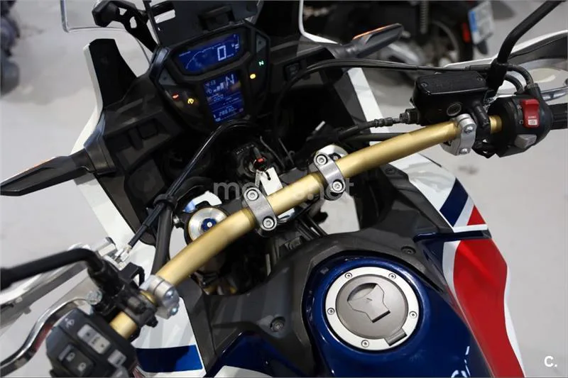 Honda CRF 1000L Africa Twin – Vista 9