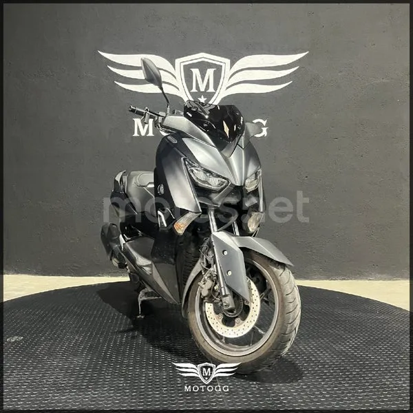 Yamaha XMAX 300 – Vista 4