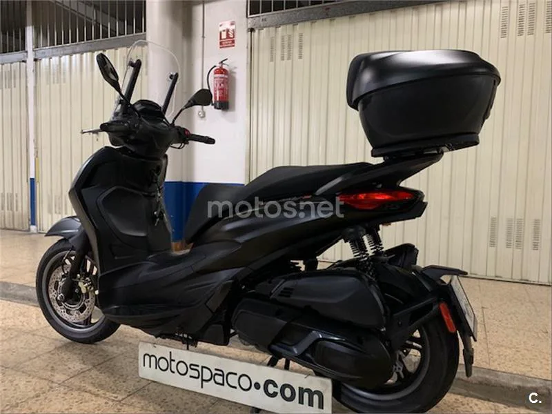 Piaggio Beverly – Vista 3