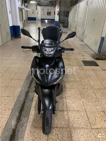 Piaggio Beverly – Vista 8