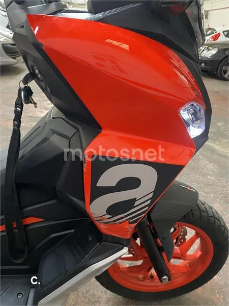 Aprilia SR GT 125 – Vista 5