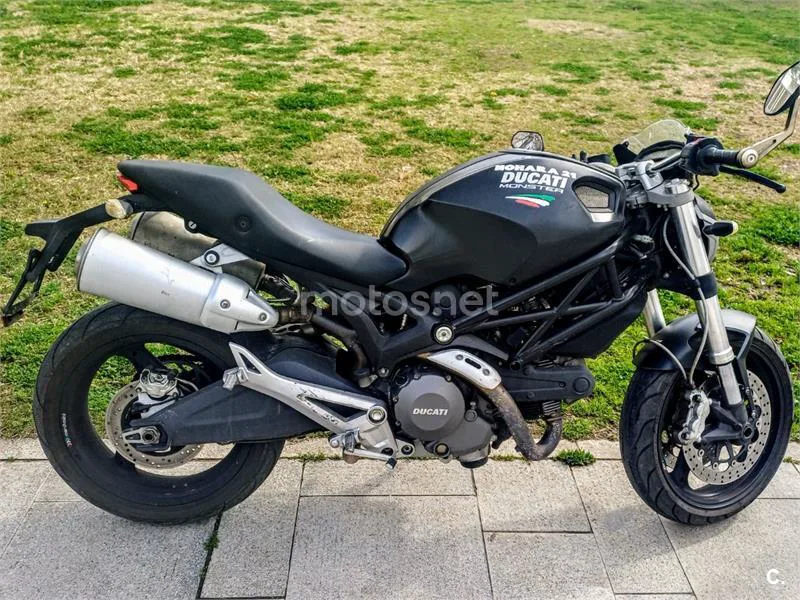 Ducati Monster 696 - Vista 5