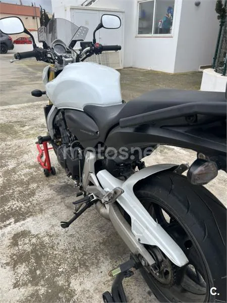 Honda CB600F Hornet - Vista 4