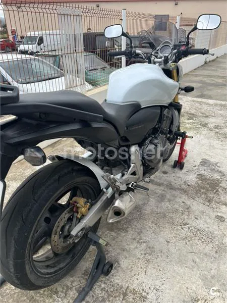 Honda CB600F Hornet - Vista 5