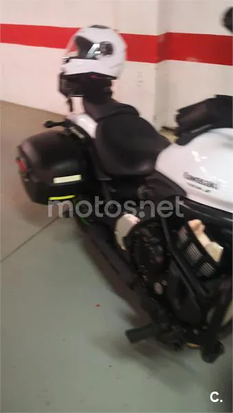 Kawasaki Vulcan S – Vista 11