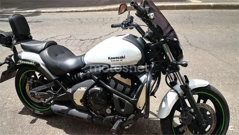 Kawasaki Vulcan S – Vista 3