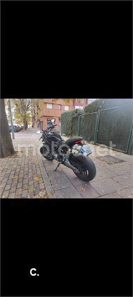 Ducati Monster 821 – Vista 5