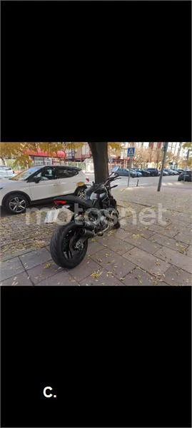 Ducati Monster 821 – Vista 6
