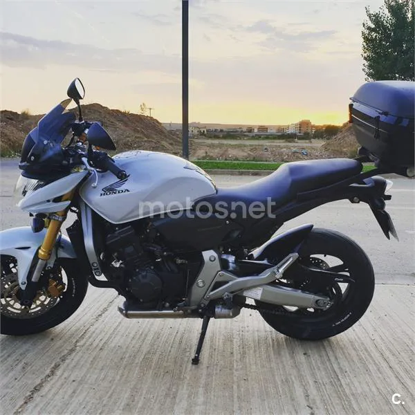 Honda CB 600 F – Vista 4