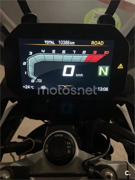 BMW F 750 – Vista 5