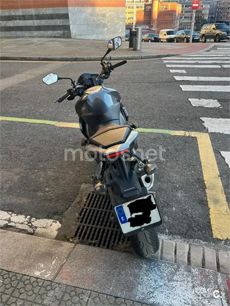 Honda CB 1000R – Vista 3